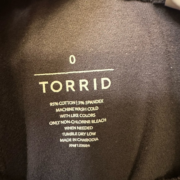 Torrid Vintage 2015! Skirt with leggings built in - Picture 4 of 5